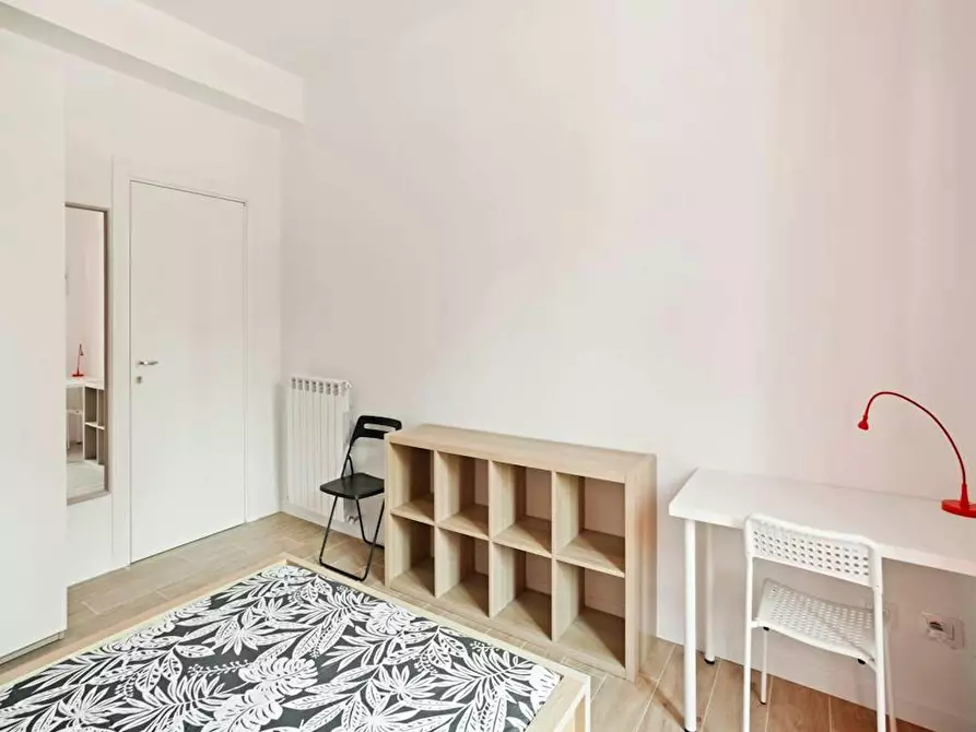 Immagine 4 di Camera in affitto  in Viale Legioni Romane a Milano