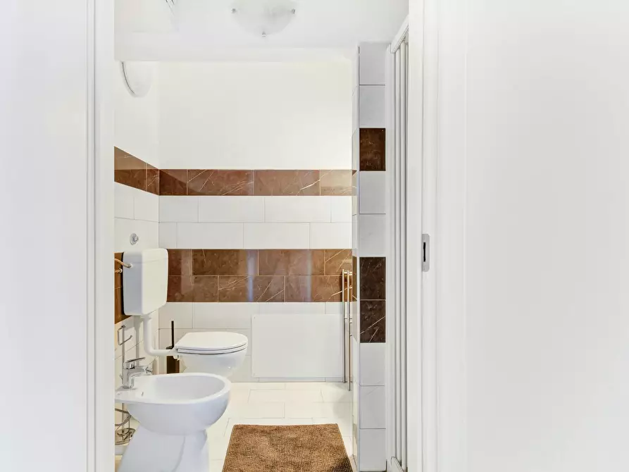 Immagine 6 di Camera in affitto  in Via Stromboli a Milano