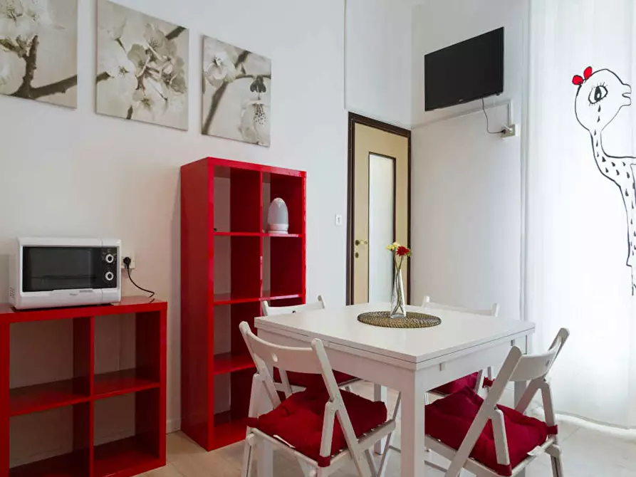 Immagine 10 di Camera in affitto  in Via Salvatore Barzilai a Milano