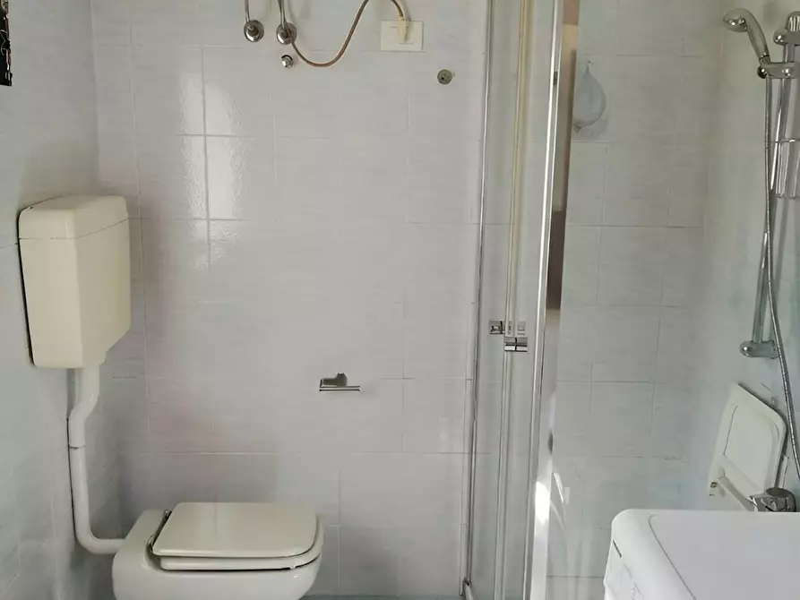 Immagine 7 di Camera in affitto  in Viale Livio Salinatore a Forli'