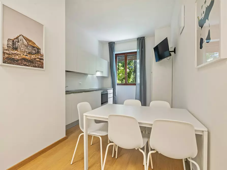 Immagine 9 di Camera in affitto  in Via Uguccione da Pisa a Milano