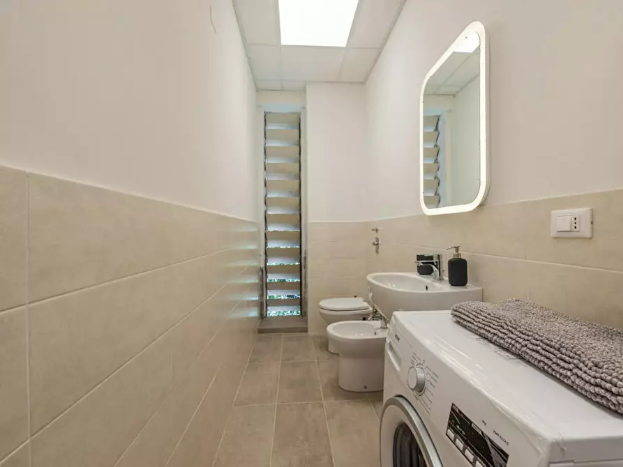 Immagine 4 di Camera in affitto  in Via Uguccione da Pisa a Milano