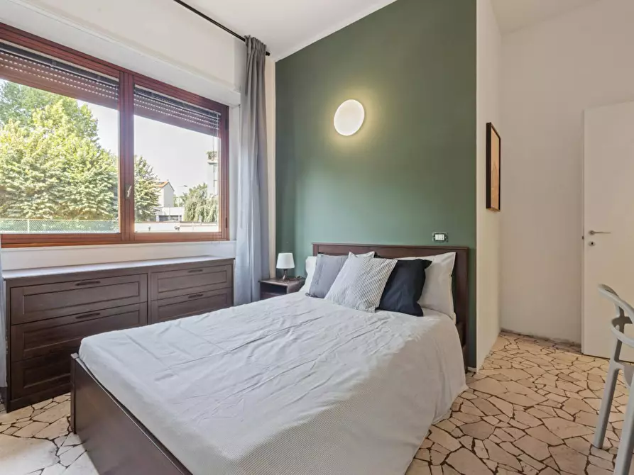 Immagine 3 di Camera in affitto  in Via Uguccione da Pisa a Milano