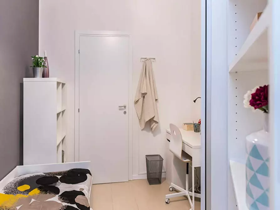 Immagine 1 di Camera in affitto  in Largo Cavalieri di Malta a Milano