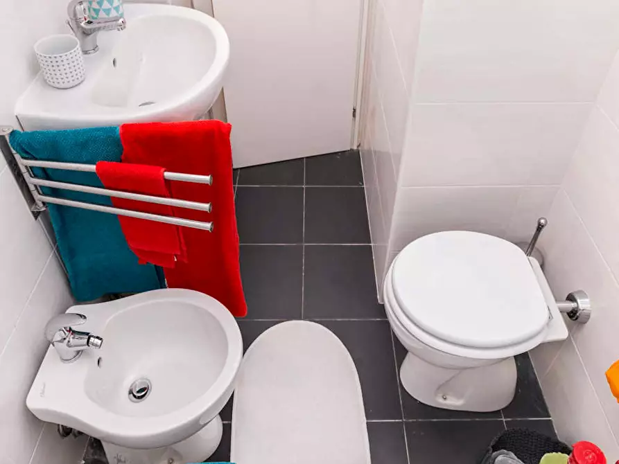 Immagine 9 di Camera in affitto  in Largo Cavalieri di Malta a Milano