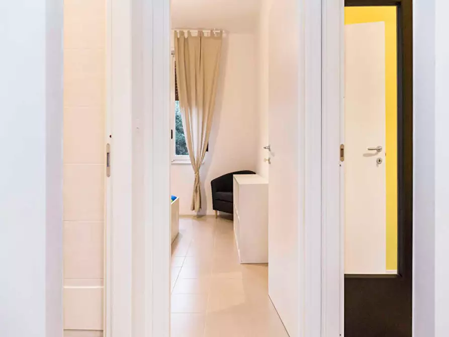 Immagine 10 di Camera in affitto  in Largo Cavalieri di Malta a Milano