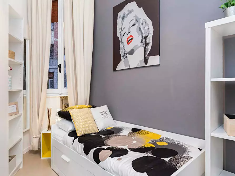 Immagine 2 di Camera in affitto  in Largo Cavalieri di Malta a Milano