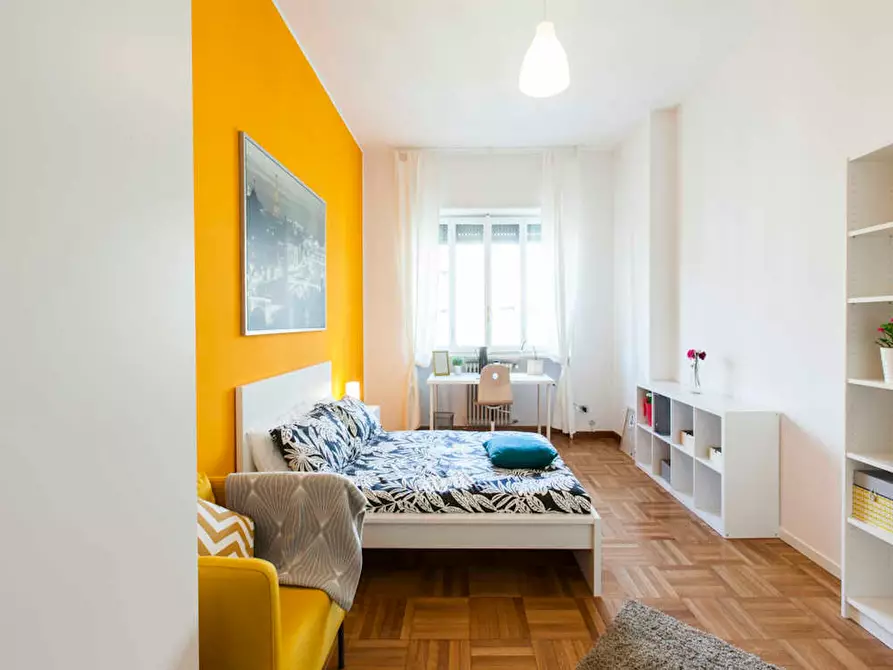 Immagine 2 di Camera in affitto  in Viale Emilio Caldara a Milano