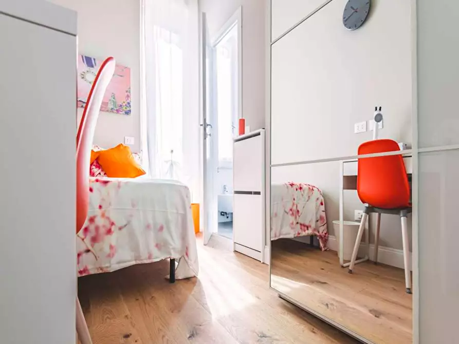 Immagine 1 di Camera in affitto  in Via Spalato a Milano