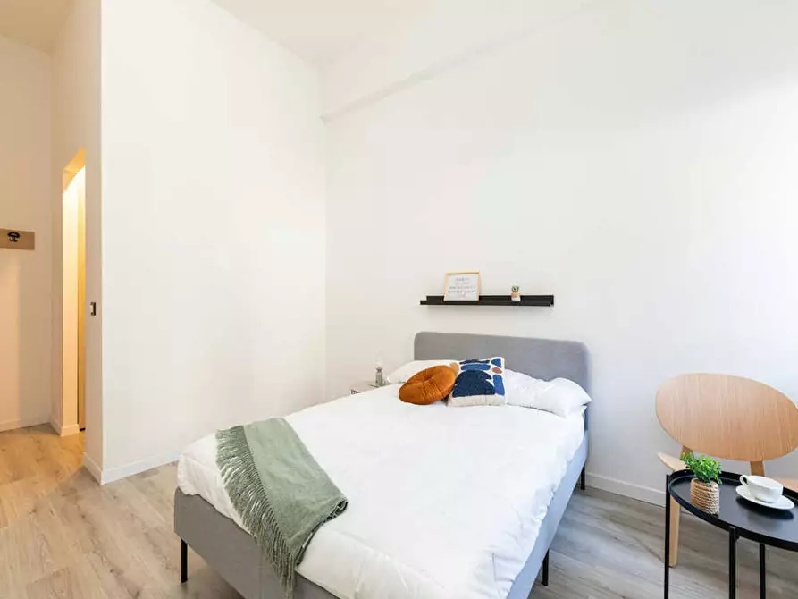 Immagine 4 di Camera in affitto  in Viale Col di Lana a Milano