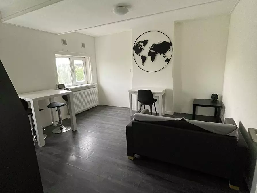 Immagine 1 di Appartamento in affitto  in Pleinweg a Rotterdam