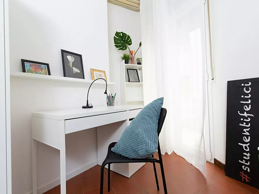 Immagine 2 di Camera in affitto  in Via Giuseppe Garibaldi a Rimini