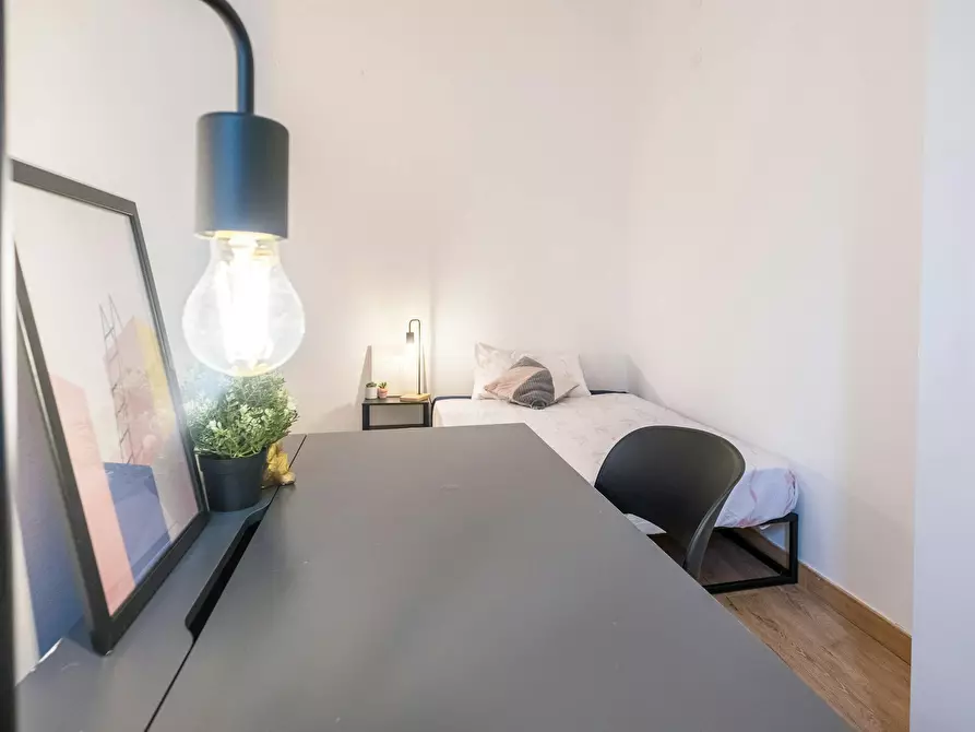 Immagine 1 di Camera in affitto  in Viale Enrico Forlanini a Milano