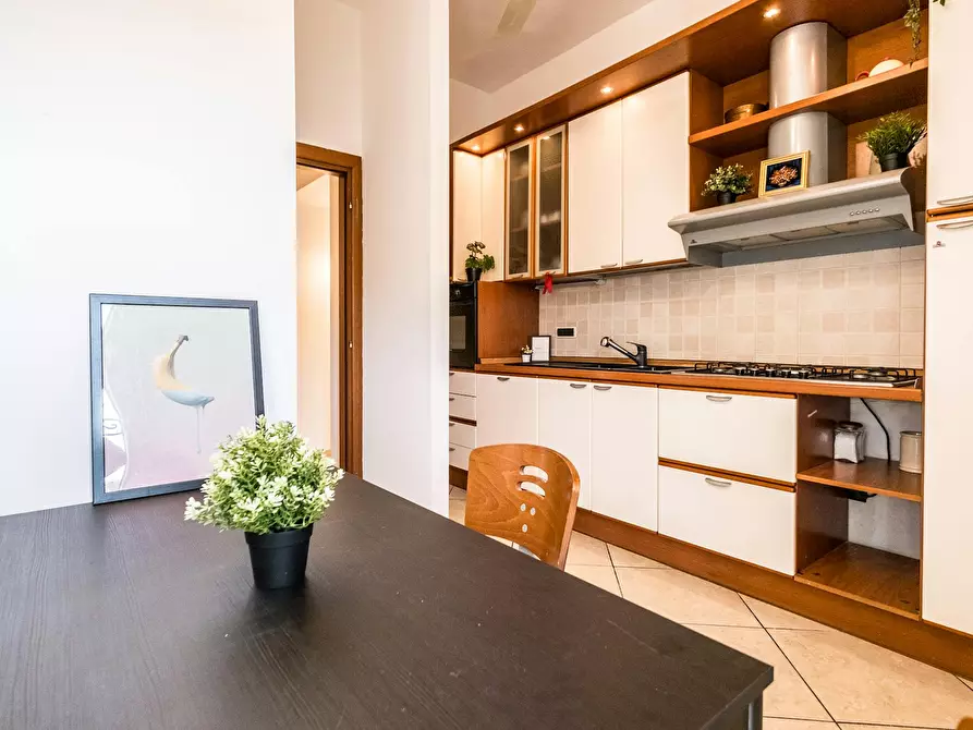 Immagine 7 di Camera in affitto  in Viale Enrico Forlanini a Milano