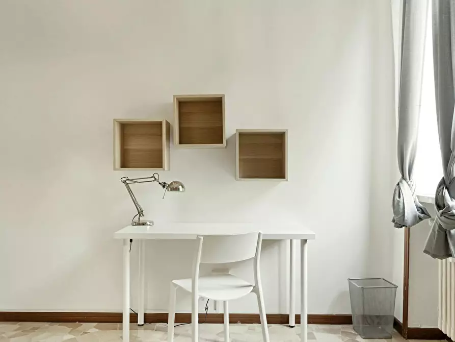 Immagine 1 di Camera in affitto  in Corso di Porta Romana a Milano