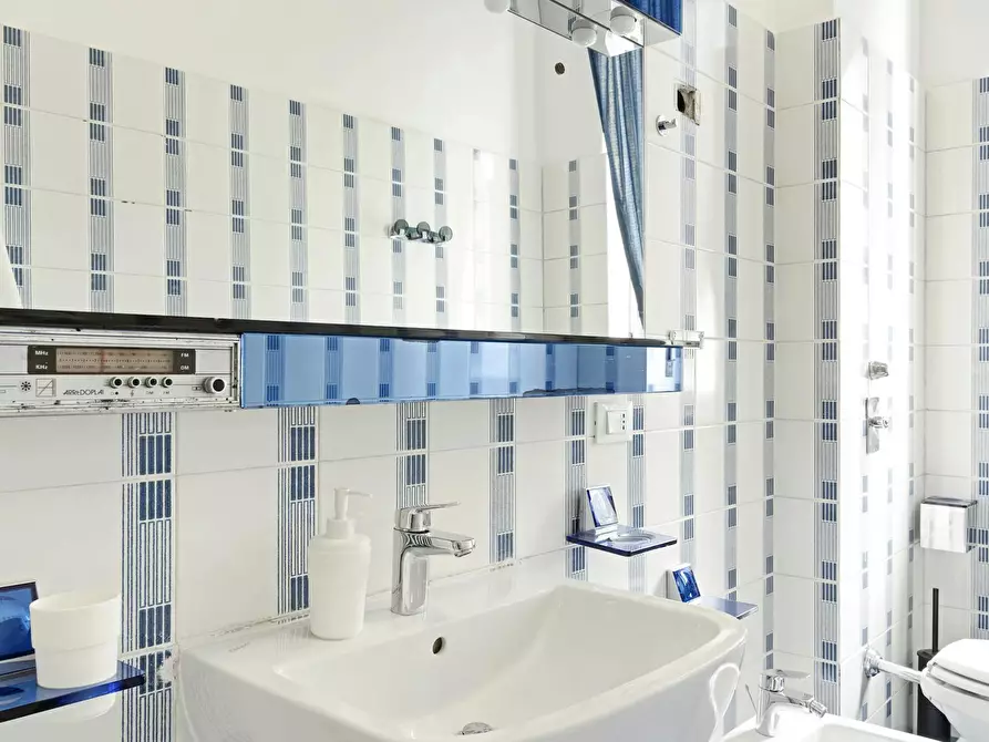 Immagine 8 di Camera in affitto  in Corso di Porta Romana a Milano