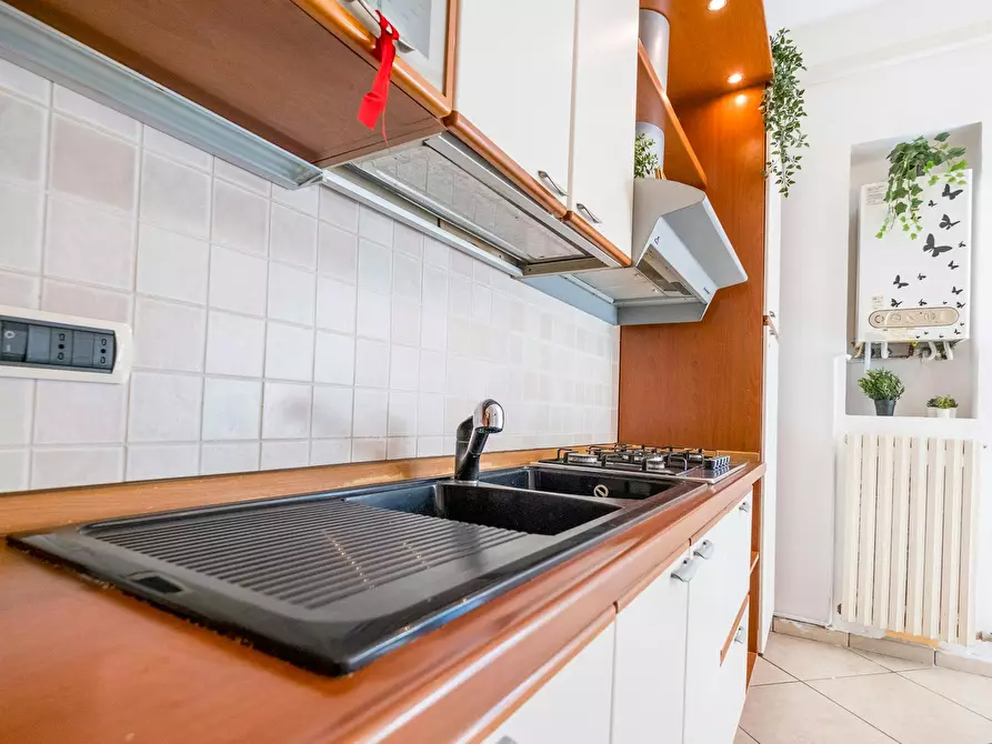 Immagine 9 di Camera in affitto  in Viale Enrico Forlanini a Milano