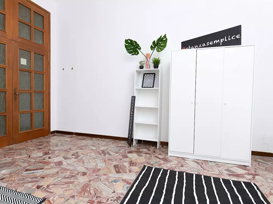 Immagine 5 di Camera in affitto  in Via Giuseppe Garibaldi a Rimini