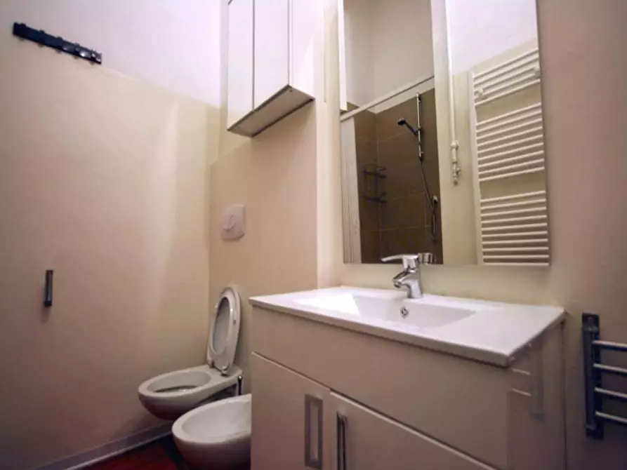 Immagine 6 di Camera in affitto  in Via Niccolò Paganini a Milano