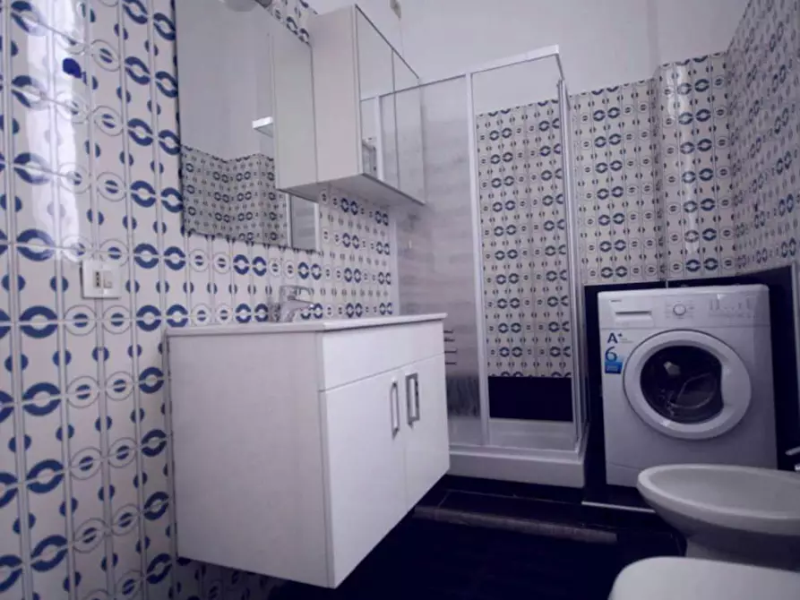 Immagine 7 di Camera in affitto  in Via Niccolò Paganini a Milano