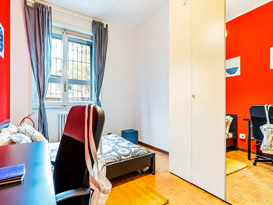 Immagine 3 di Camera in affitto  in Via Andrea Solari a Milano