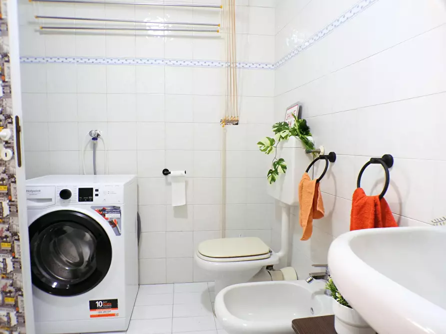 Immagine 9 di Camera in affitto  in Via dei Bibiena a Bologna