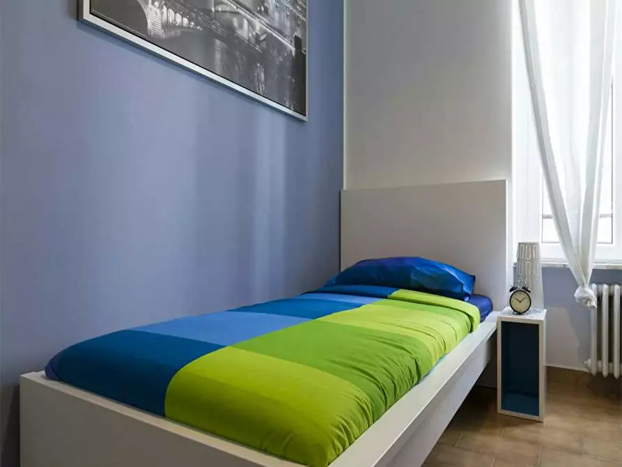 Immagine 2 di Camera in affitto  in Via Vincenzo Monti a Milano