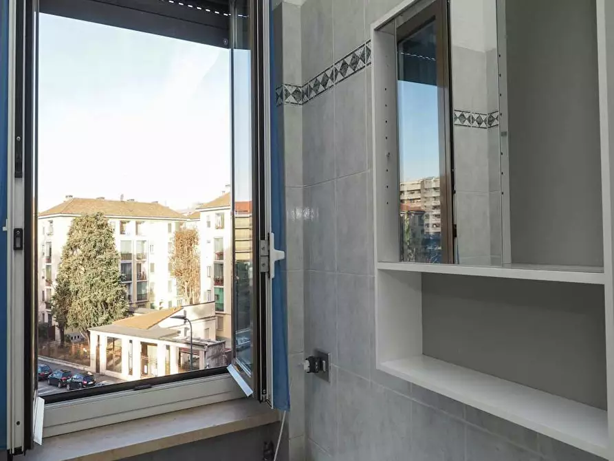 Immagine 7 di Camera in affitto  in Via Vincenzo Giordano Orsini a Milano