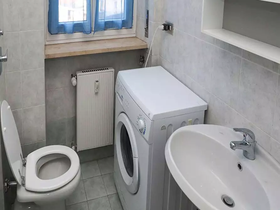 Immagine 6 di Camera in affitto  in Via Vincenzo Giordano Orsini a Milano