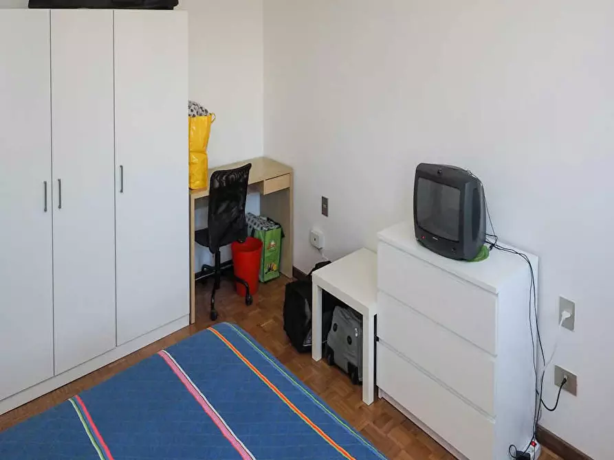 Immagine 4 di Camera in affitto  in Via Vincenzo Giordano Orsini a Milano