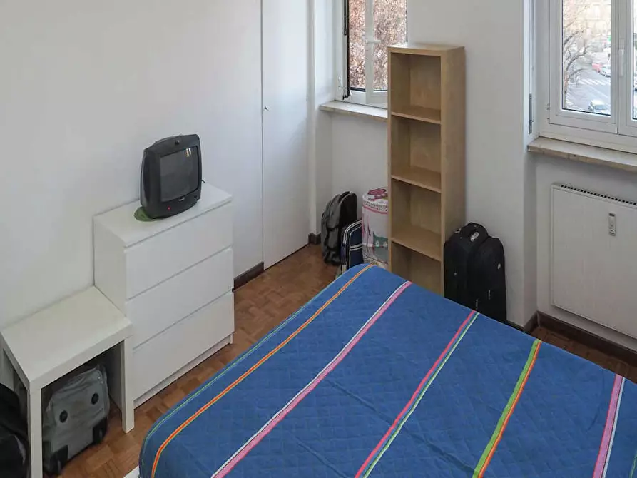 Immagine 1 di Camera in affitto  in Via Vincenzo Giordano Orsini a Milano