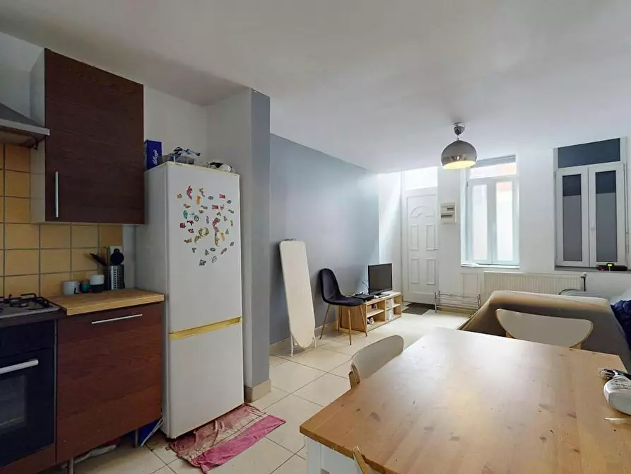 Immagine 8 di Camera in affitto  in Rue des Arts a Roubaix