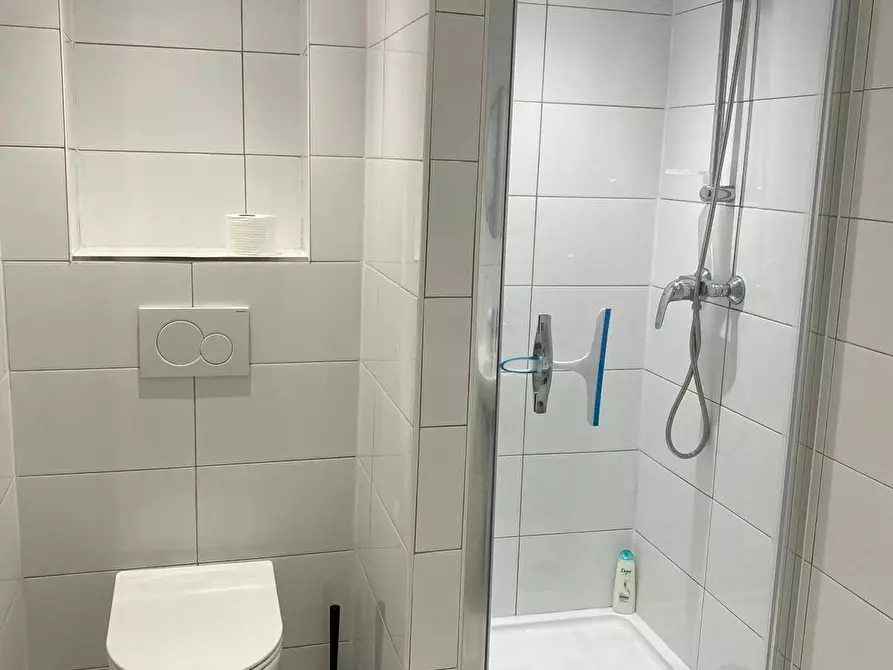 Immagine 10 di Casa indipendente in affitto  in Rue du Midi a Bruxelles