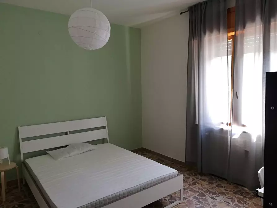 Immagine 3 di Camera in affitto  in Viale Livio Salinatore a Forli'