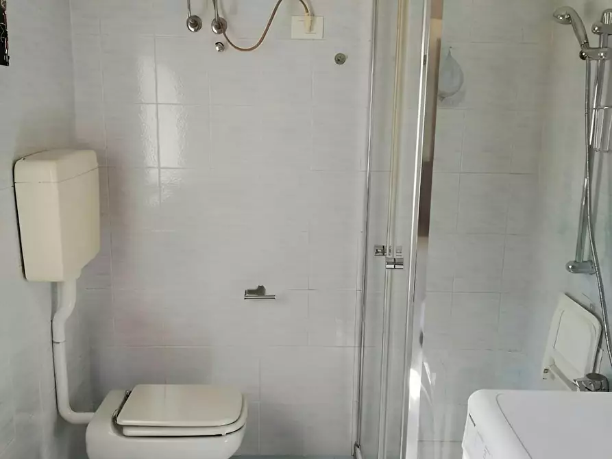 Immagine 6 di Camera in affitto  in Viale Livio Salinatore a Forli'