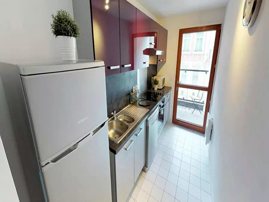 Immagine 5 di Camera in affitto  in Rue Jeanne d'Arc a Lille