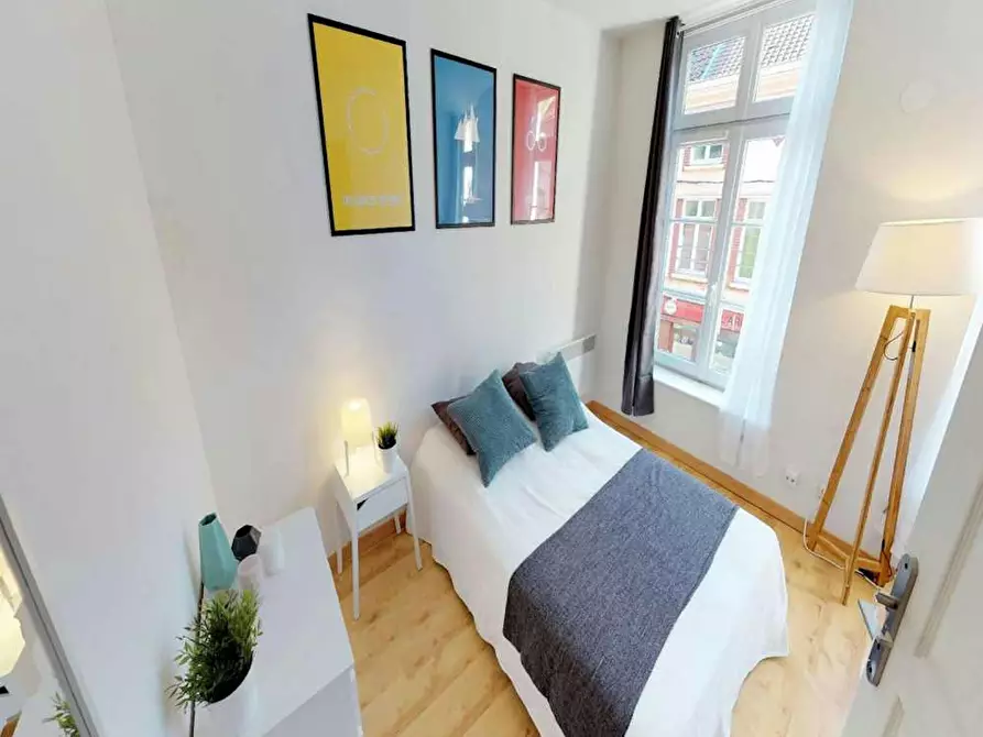 Immagine 3 di Camera in affitto  in Rue Esquermoise a Lille