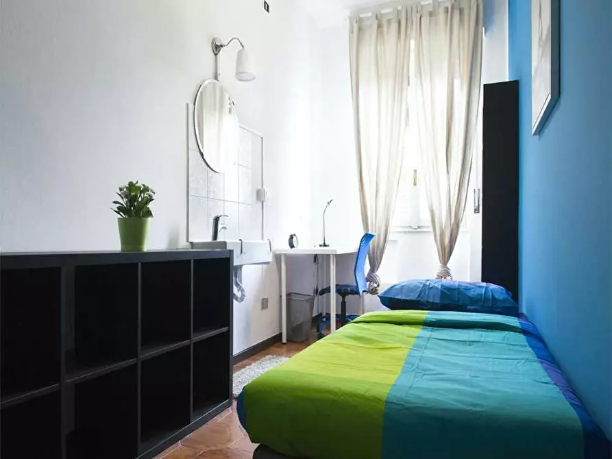 Immagine 4 di Camera in affitto  in Via Salvatore Barzilai a Milano