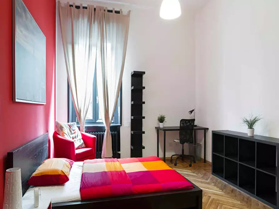Immagine 4 di Camera in affitto  in Via Temistocle Calzecchi a Milano