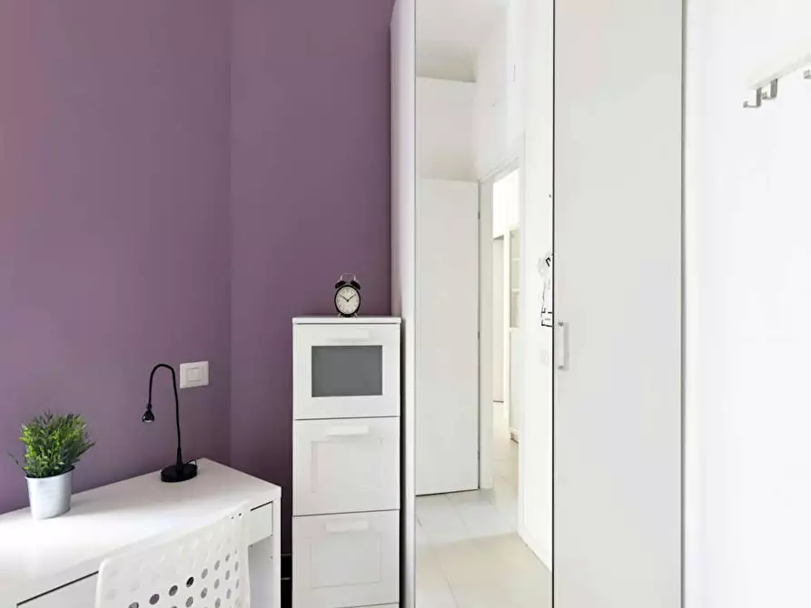 Immagine 6 di Camera in affitto  in Via Cadibona a Milano