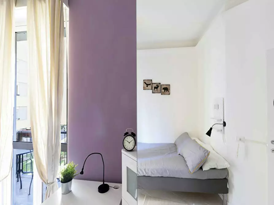 Immagine 3 di Camera in affitto  in Via Cadibona a Milano