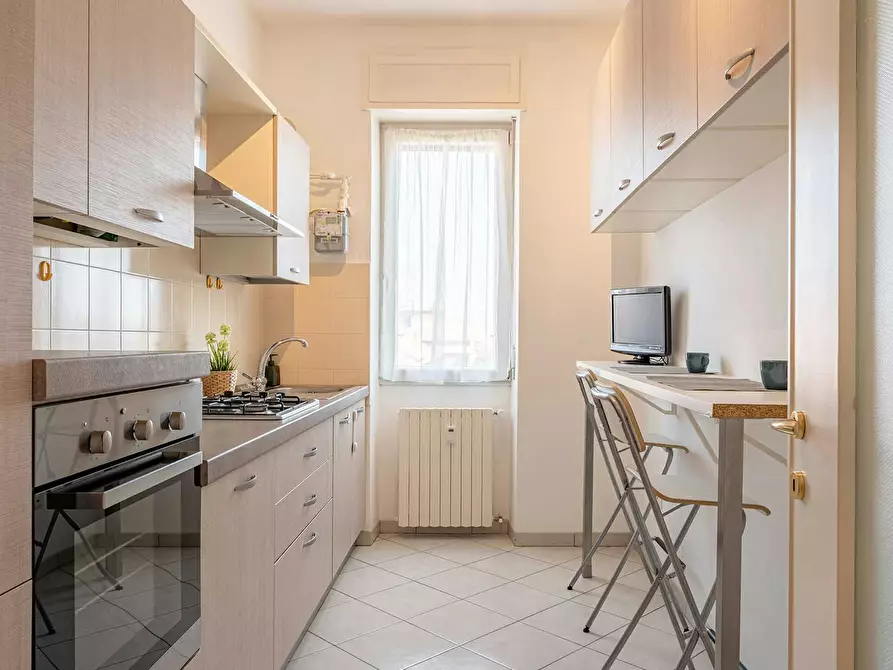 Immagine 10 di Camera in affitto  in Via Arcivescovo Romilli a Milano