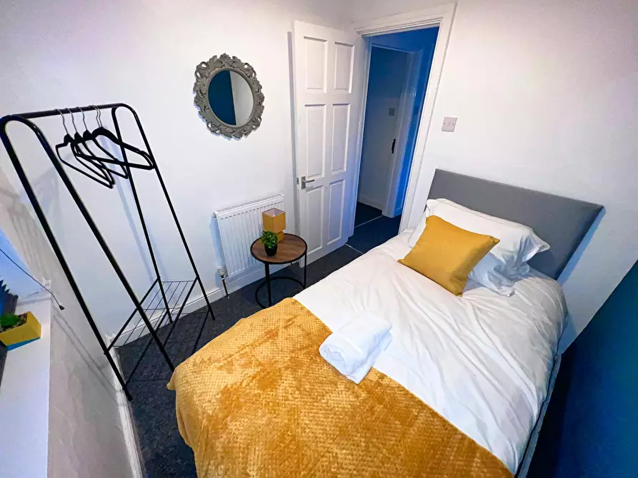 Immagine 2 di Casa indipendente in affitto  in Hunton Hill a 