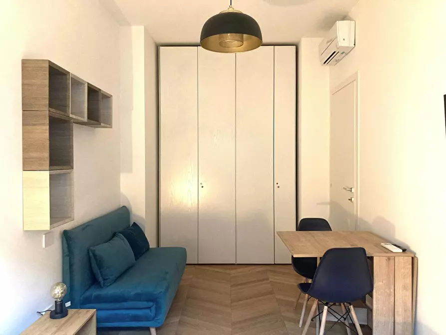 Immagine 6 di Appartamento in affitto  in Via Emilio De Marchi a Milano