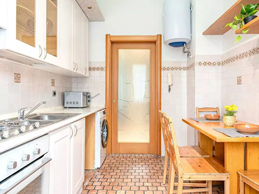 Immagine 6 di Camera in affitto  in Via Alessandro Litta Modignani a Milano