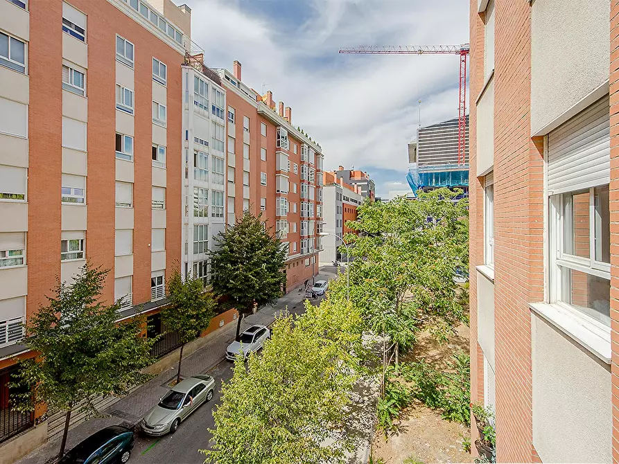Immagine 9 di Camera in affitto  in Calle de Méndez Álvaro a Madrid