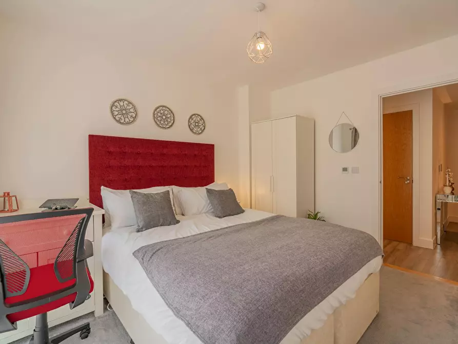 Immagine 4 di Appartamento in affitto  in Lismore Boulevard a Brent