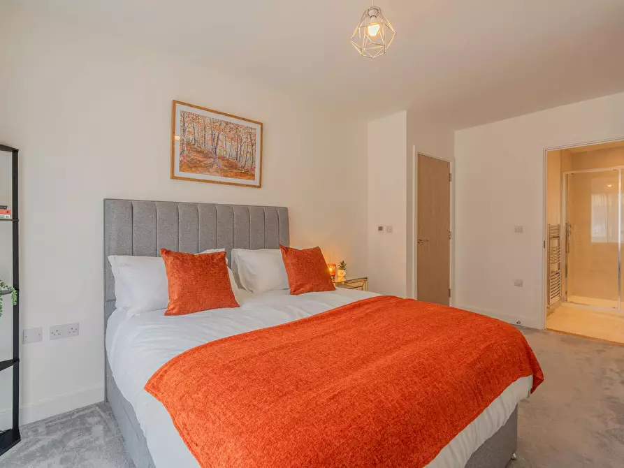 Immagine 2 di Appartamento in affitto  in Lismore Boulevard a Brent