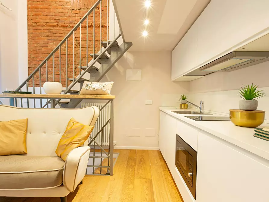 Immagine 1 di Appartamento in affitto  in Via Rovereto a Milano