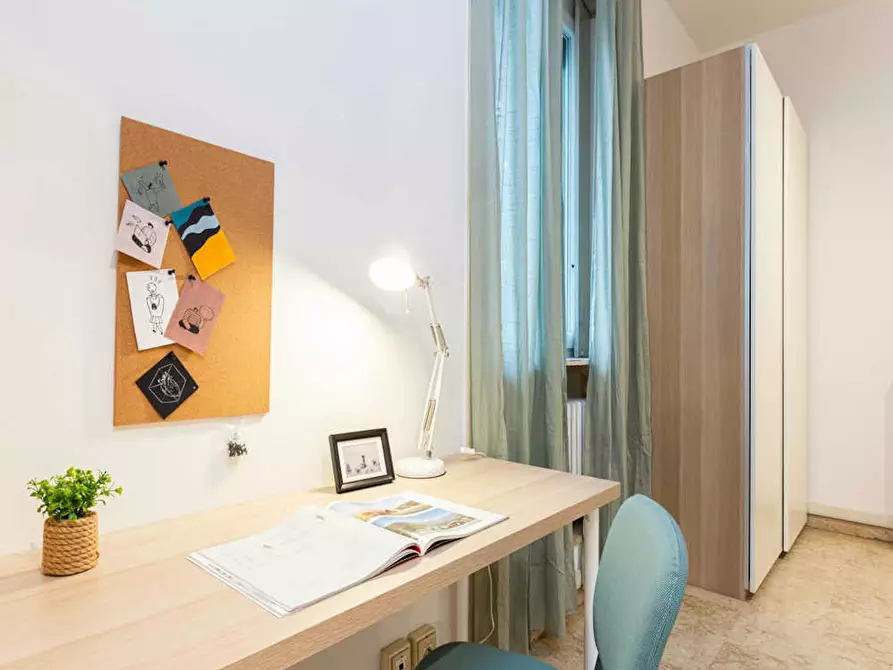 Immagine 4 di Camera in affitto  in Via Francesco Primaticcio a Milano